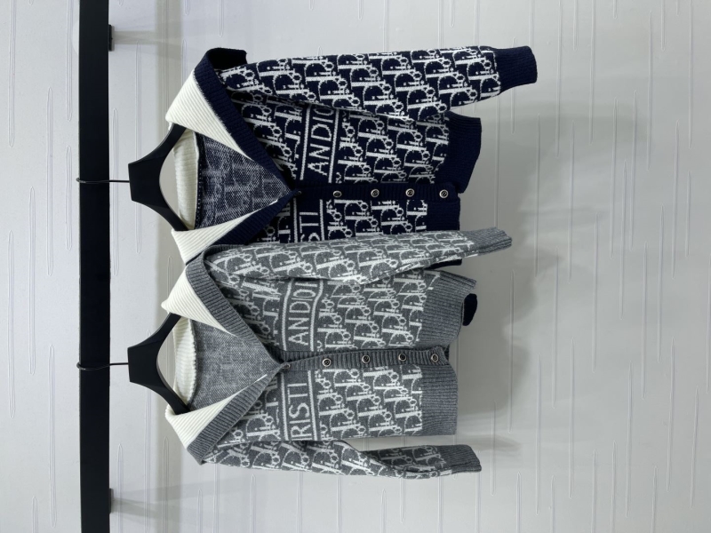 chr1st1an D10r sweaters